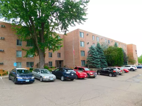 329 Geneva Ave N #413, Oakdale, MN 55128