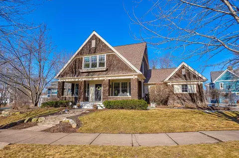 237 Rutherford Rd, Stillwater, MN 55082