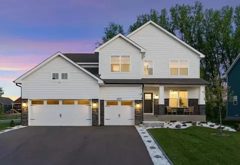 18271 Hideaway Trl, Lakeville, MN 55044