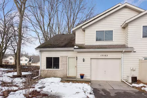 15162 Lesley Ln, Eden Prairie, MN 55346