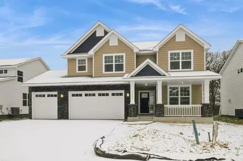 3063 Sugar Maple Dr, Chaska, MN 55318