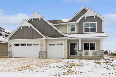 3102 Sugar Maple Dr, Chaska, MN 55318
