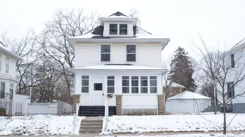 734 Smith Ave S, Saint Paul, MN 55107