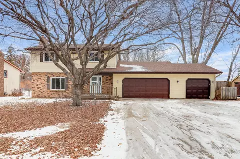 315 Colleen Ave, Shoreview, MN 55126