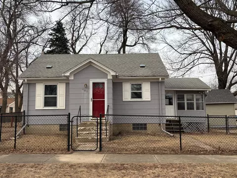 405 4th Ave N, Lakefield, MN 56150
