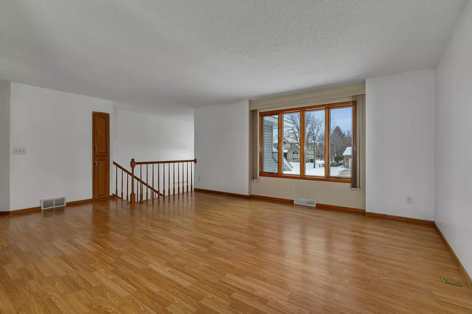  1712 Casselberry Rd, Saint Cloud, MN 56303 photo 3