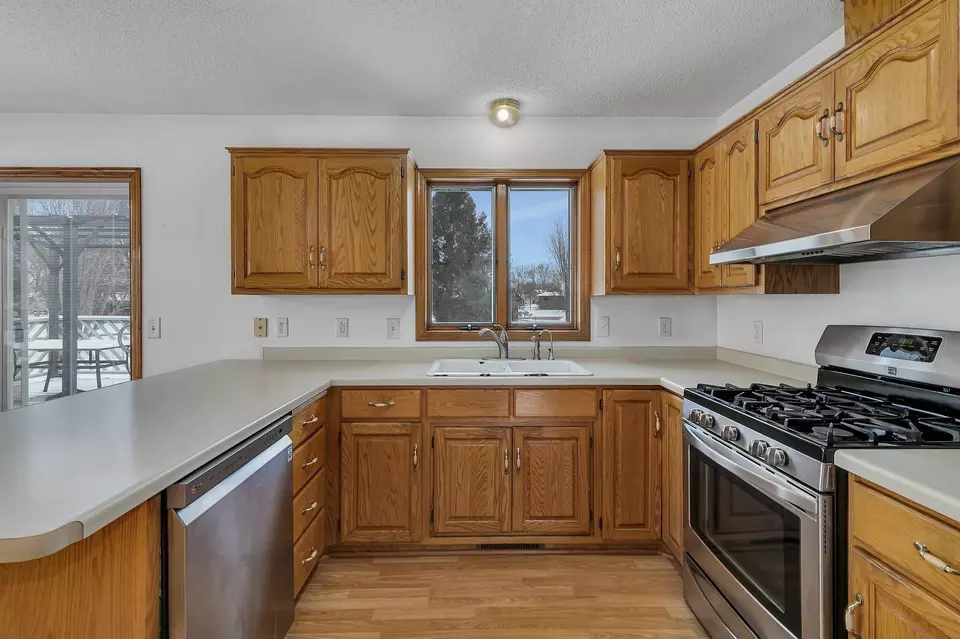  1712 Casselberry Rd, Saint Cloud, MN 56303 photo 8