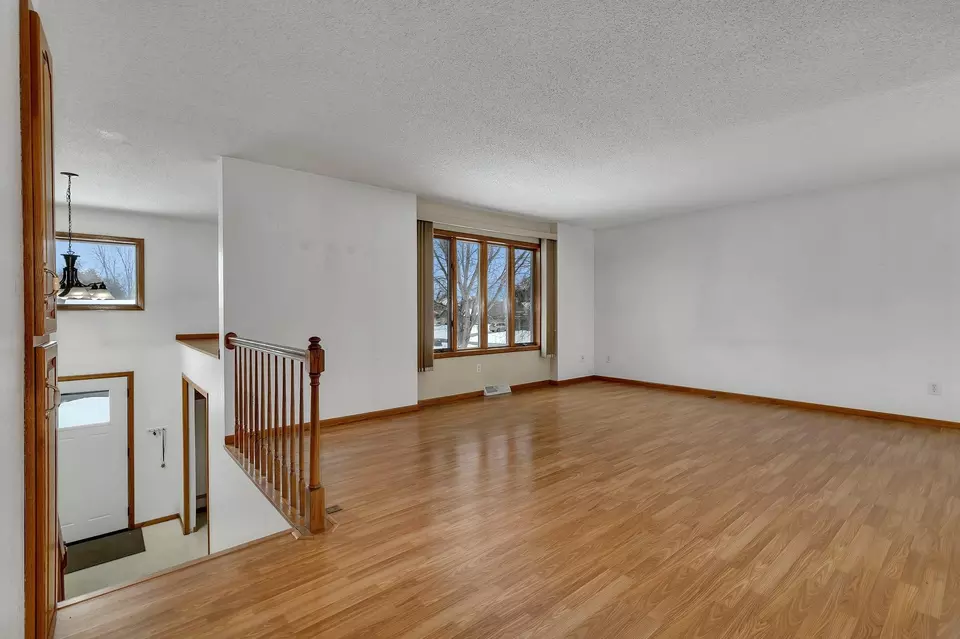  1712 Casselberry Rd, Saint Cloud, MN 56303 photo 4