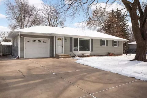 6408 Georgia Ave N, Brooklyn Park, MN 55428