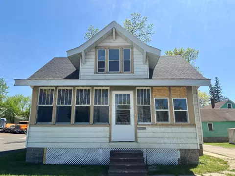 606 SE Litchfield Ave, Willmar, MN 56201
