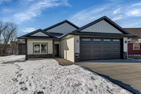 119 Serenity Ct, Avon, MN 56310