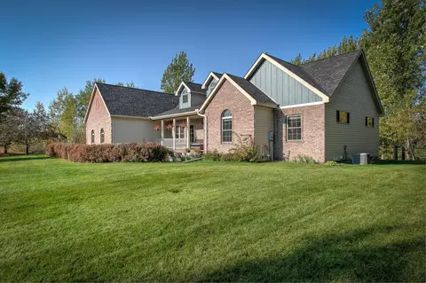 33328 Skogman Lake Rd NE, Cambridge, MN 55008
