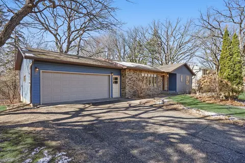 1738 Woodland Rd, Saint Cloud, MN 56304