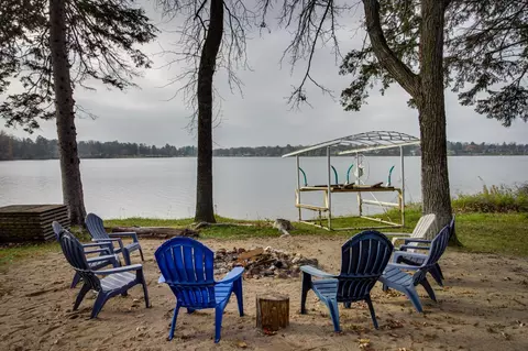 15303 Pine Shores Rd, Brainerd, MN 56401