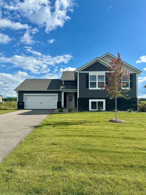 671 Irwin Cir, Annandale, MN 55302