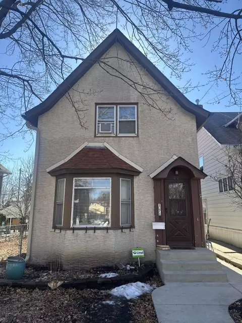 1076 Edmund Ave, Saint Paul, MN 55104