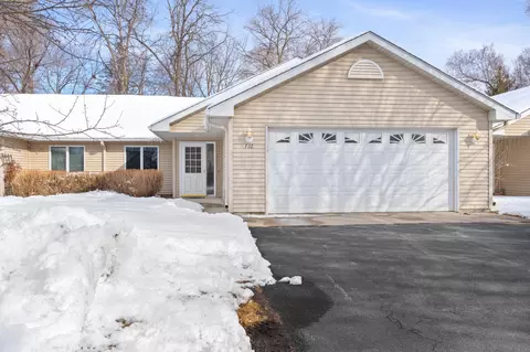 722 Main St W, Cannon Falls, MN 55009