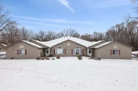 216 1st St N, Sartell, MN 56377