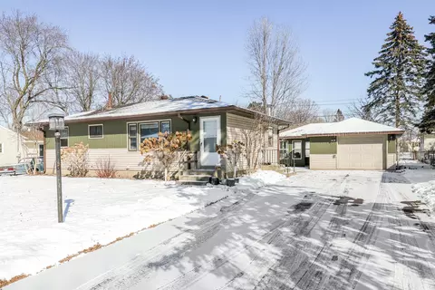 2069 Marble Ln, Eagan, MN 55122