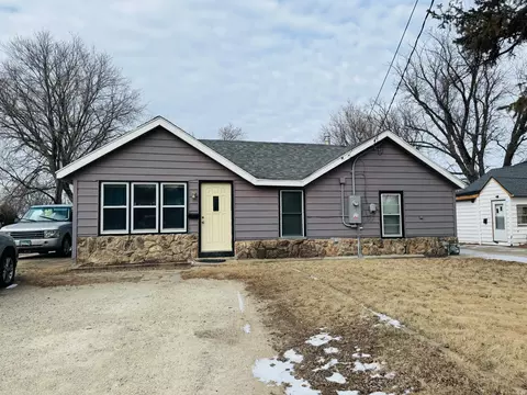 1939 1st St SW, Rochester, MN 55902