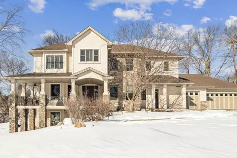 2418 Emerald Trl, Hopkins, MN 55305