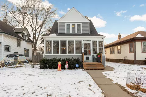 371 Hamline Ave S, Saint Paul, MN 55105