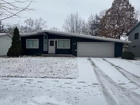 1525 5th Ave NE, Rochester, MN 55906