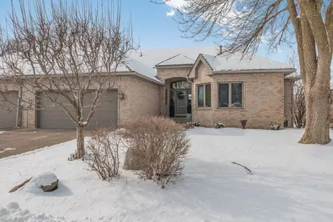 5595 Zachary Ln N, Plymouth, MN 55442