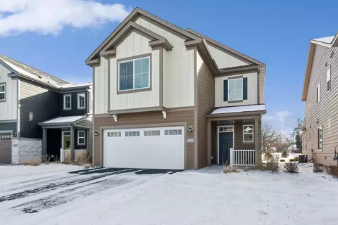9915 Avocet St NW, Coon Rapids, MN 55433