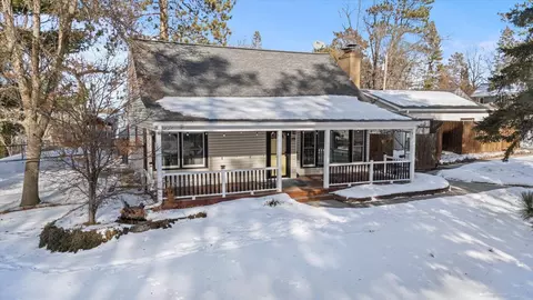 119 SW 3rd St, Grand Rapids, MN 55744