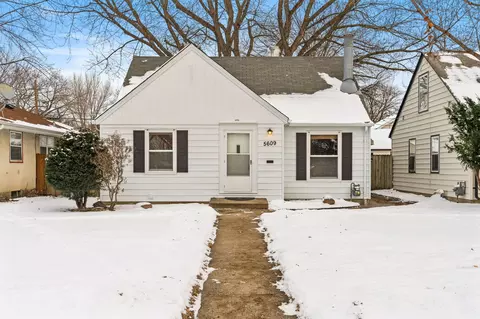 5609 Standish Ave, Minneapolis, MN 55417