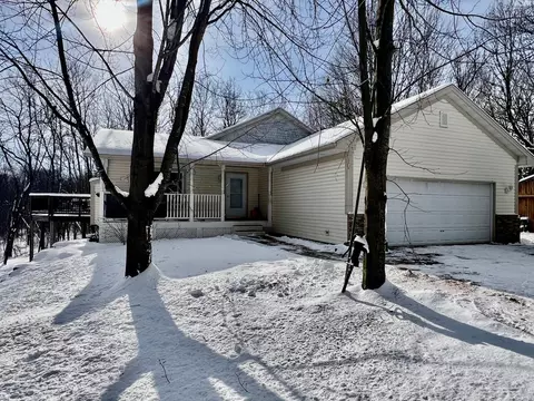 43125 Stark Road Ct, Harris, MN 55032
