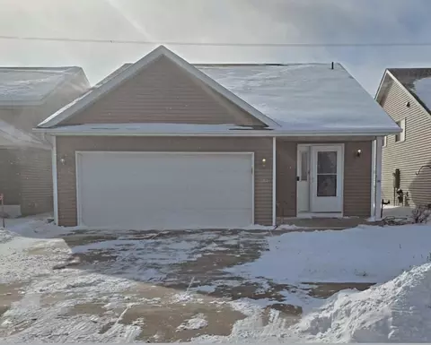 2114 42nd St S, Saint Cloud, MN 56301