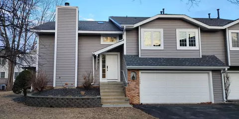 2830 Riverwood Ln NW, Rochester, MN 55901