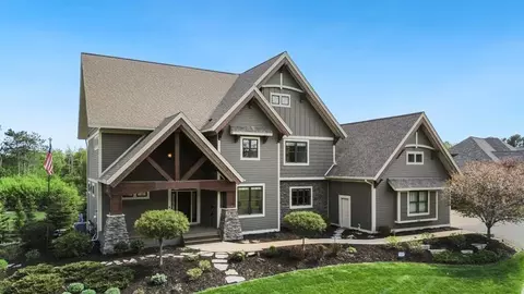 11647 58th St N, Lake Elmo, MN 55042