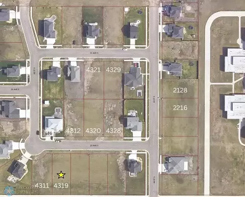 4319 23rd Ave S, Moorhead, MN 56560