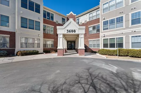 3600 Wooddale Ave S #302, Saint Louis Park, MN 55416