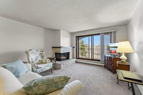 4710 58th Ave N #310, Crystal, MN 55429