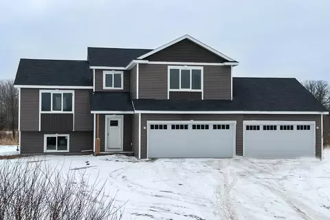 4682 9th St NE, Saint Cloud, MN 56304