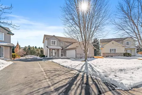 1648 Philipp Way, Shakopee, MN 55379