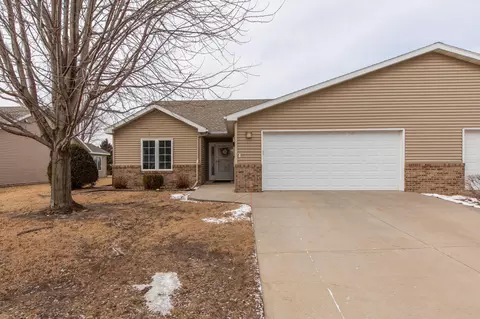 6127 S Pointe Dr SW, Rochester, MN 55902