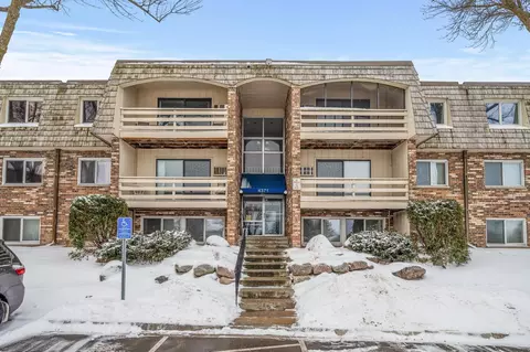 4371 Wilshire Blvd #201, Mound, MN 55364