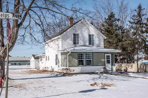 544 Phelps Ave, Wabasha, MN 55981