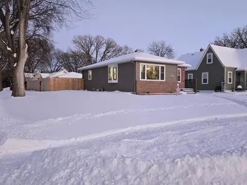 720 N Broadway, Fergus Falls, MN 56537