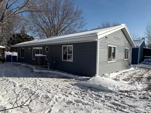 2327 103rd Ave, Braham, MN 55006 photo 2
