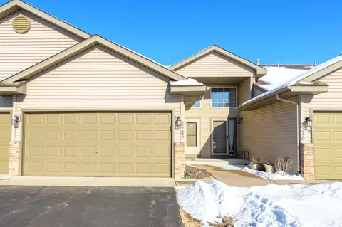 8282 Parkington Ave NE, Otsego, MN 55330