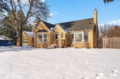 1715 Larpenteur Ave E, Maplewood, MN 55109
