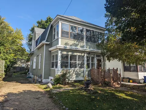 283 Front Ave, Saint Paul, MN 55117