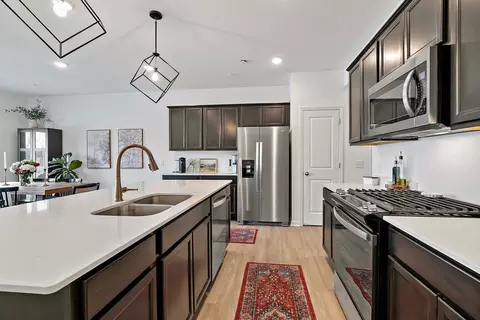 Kitchen - 4905 Avery Ct, Eagan, MN 55123 photo 2 of 4