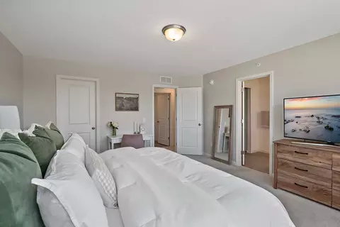 Bedroom - 4905 Avery Ct, Eagan, MN 55123 photo 3 of 8